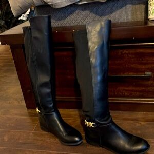 Beautiful Steve Madden wide calf boots.